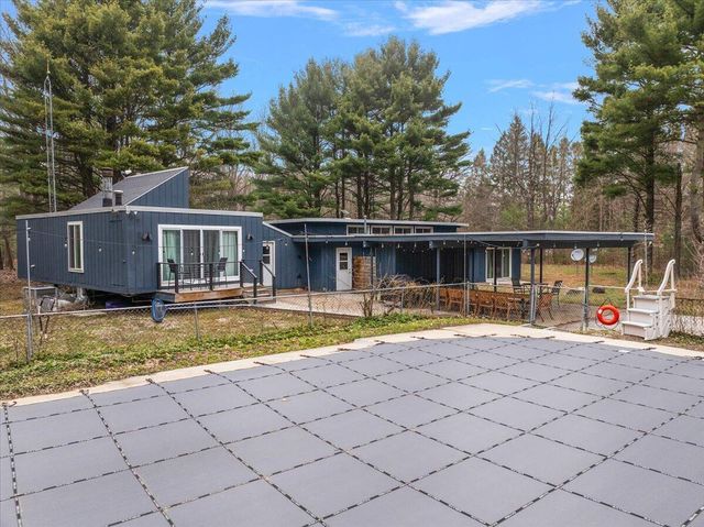 18830 77th Street, South Haven, MI 49090