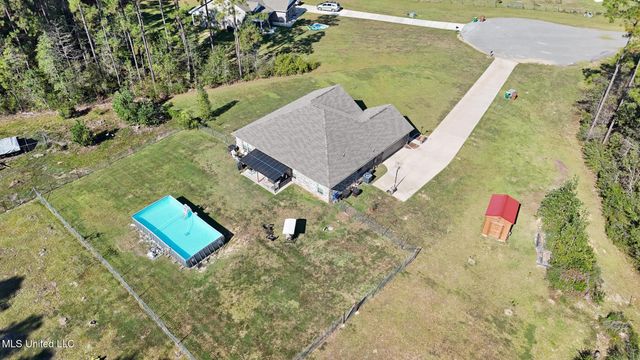 19805 Green Forrest Drive, Pass Christian, MS 39571
