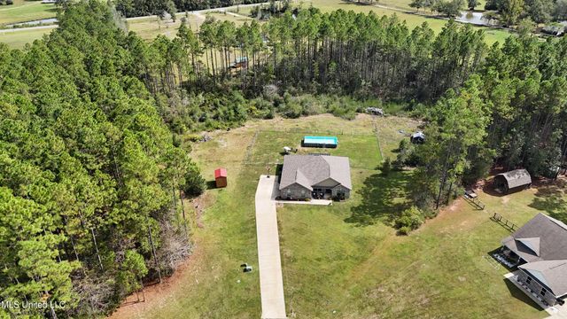 19805 Green Forrest Drive, Pass Christian, MS 39571