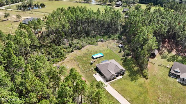 19805 Green Forrest Drive, Pass Christian, MS 39571