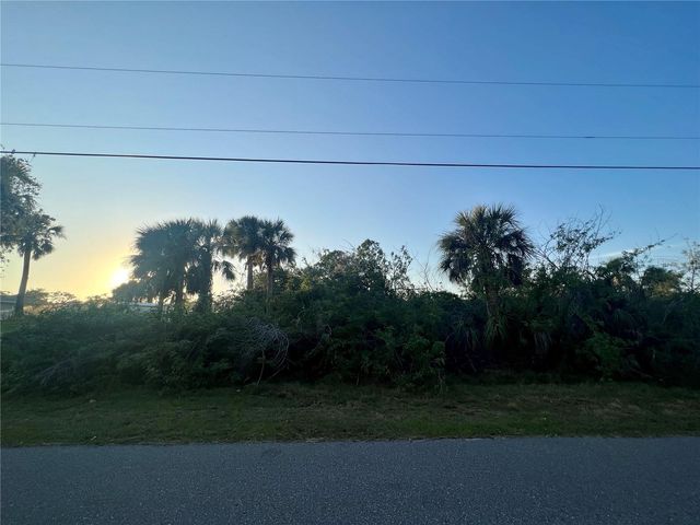569 HOFFER STREET, Port Charlotte, FL 33953