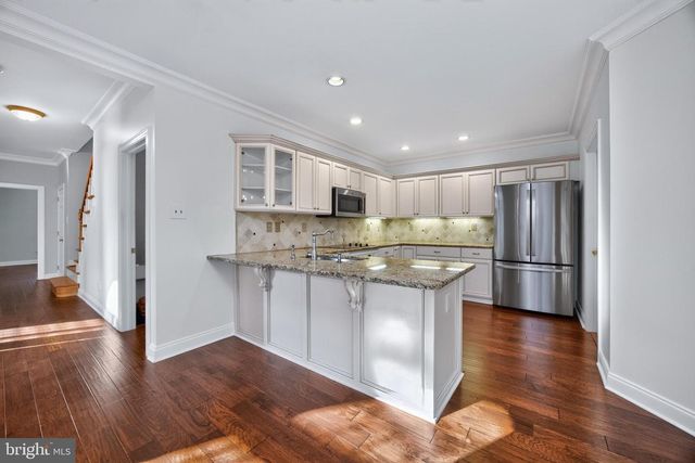 563 GRAMERCY LN, Downingtown, PA 19335