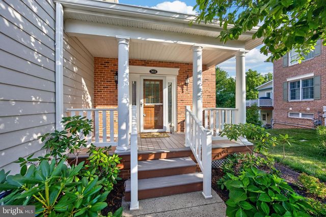563 GRAMERCY LN, Downingtown, PA 19335