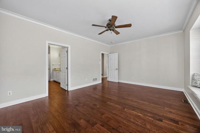 563 GRAMERCY LN, Downingtown, PA 19335