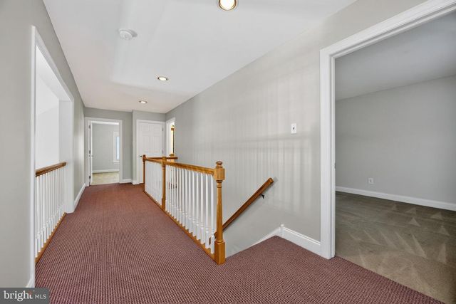 563 GRAMERCY LN, Downingtown, PA 19335