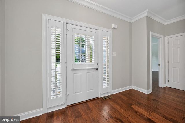563 GRAMERCY LN, Downingtown, PA 19335