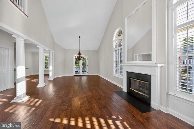 563 GRAMERCY LN, Downingtown, PA 19335
