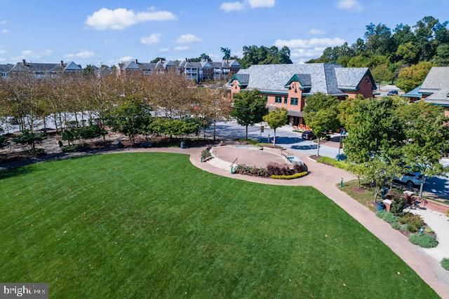 563 GRAMERCY LN, Downingtown, PA 19335