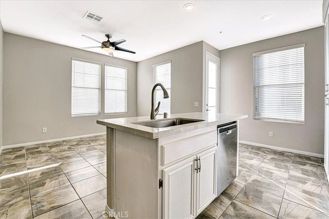 18 Kenilworth Lane 150, Aliso Viejo, CA 92656