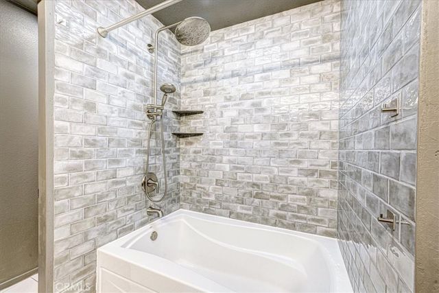 18 Kenilworth Lane 150, Aliso Viejo, CA 92656