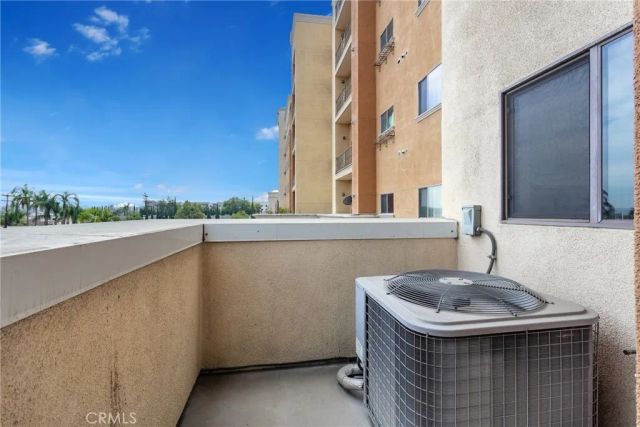 600 N Atlantic Boulevard 215, Monterey Park, CA 91754