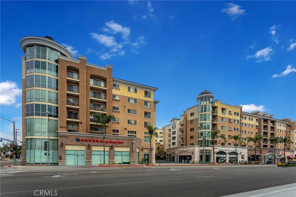 600 N Atlantic Boulevard 215, Monterey Park, CA 91754