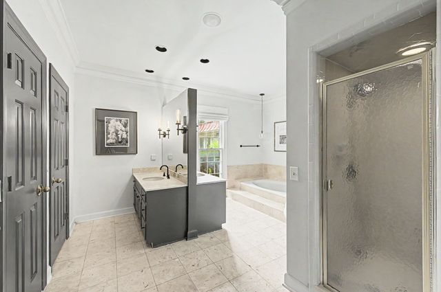 6417 Edinburgh Dr, Nashville, TN 37221