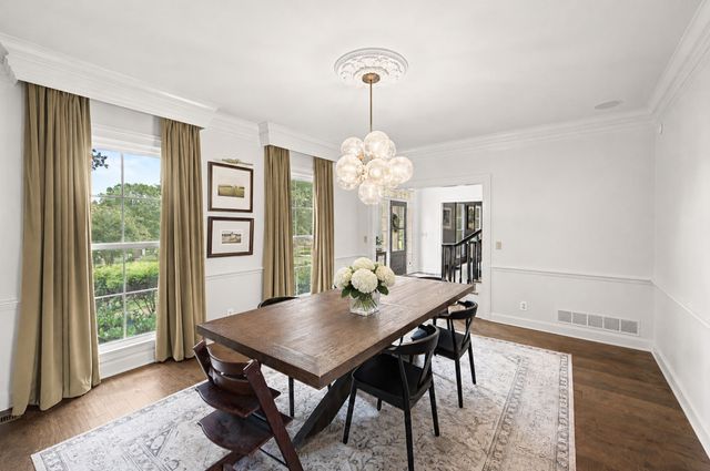 6417 Edinburgh Dr, Nashville, TN 37221