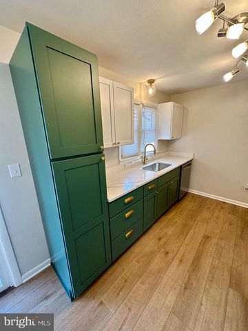 108 BLUESTONE RD, York, PA 17406