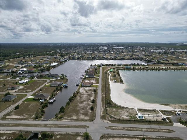 3726 NW 43rd AVE, Cape Coral, FL 33993