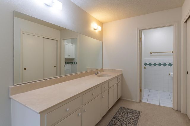 831 Redwood Lane, Lemoore, CA 93245