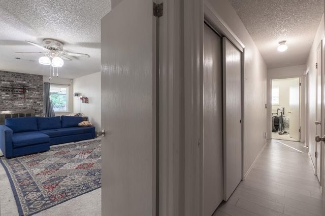 831 Redwood Lane, Lemoore, CA 93245