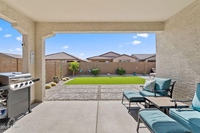 2061 W LONESOME Trail, Phoenix, AZ 85085