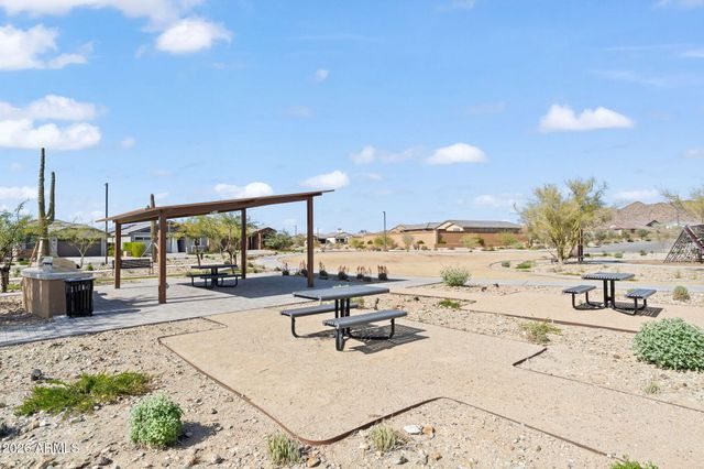 2061 W LONESOME Trail, Phoenix, AZ 85085