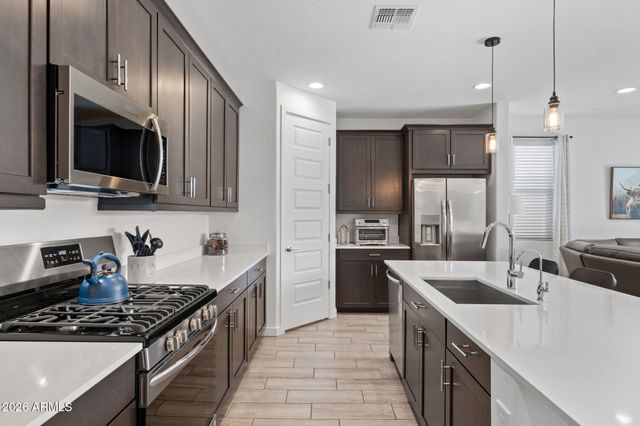 2061 W LONESOME Trail, Phoenix, AZ 85085