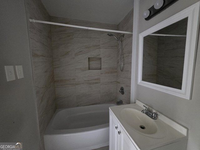 3483 N Creekview Drive, Lawrenceville, GA 30044