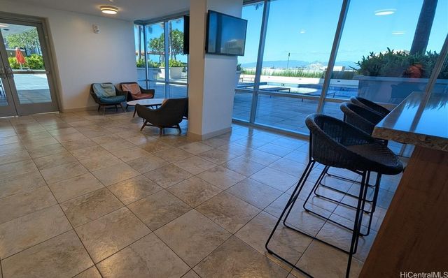 555 South Street 3902, Honolulu, HI 96813