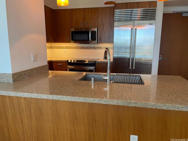 555 South Street 3902, Honolulu, HI 96813