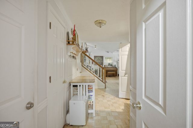 8605 Creekview Court, Douglasville, GA 30135