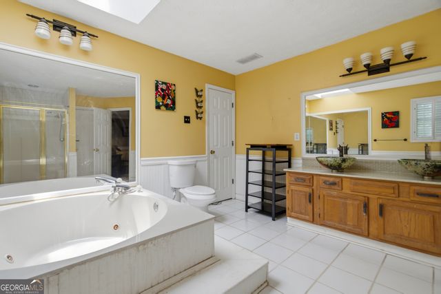 8605 Creekview Court, Douglasville, GA 30135