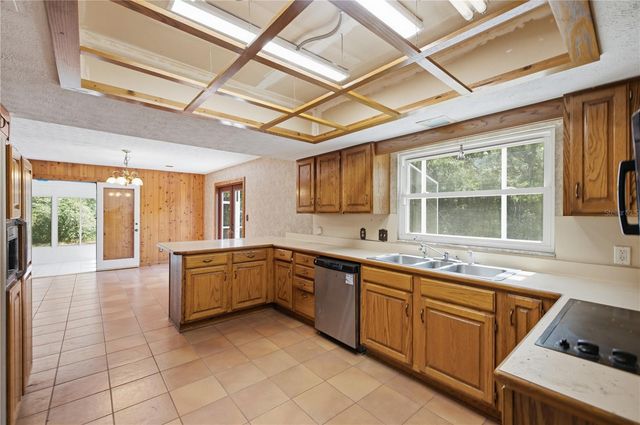 15324 BALM WIMAUMA ROAD, Wimauma, FL 33598