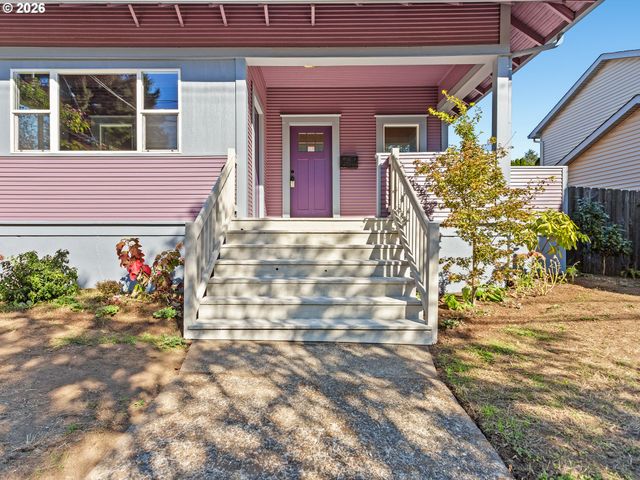 2433 N EMERSON St, Portland, OR 97217