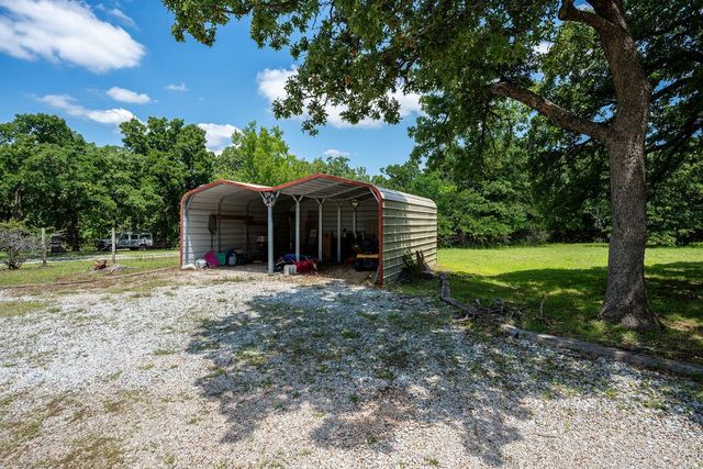 12333 E Tecumseh Road, Norman, OK 73026