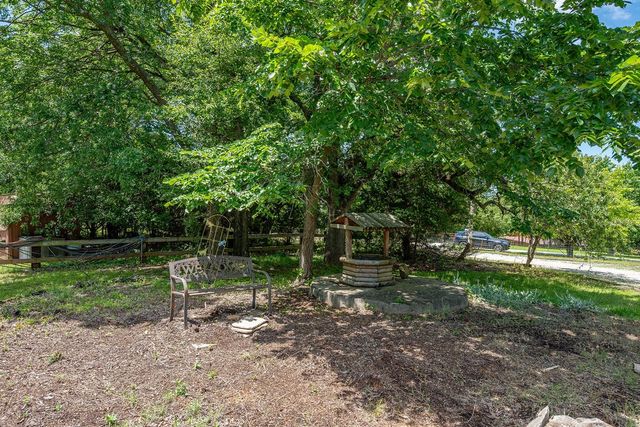 12333 E Tecumseh Road, Norman, OK 73026
