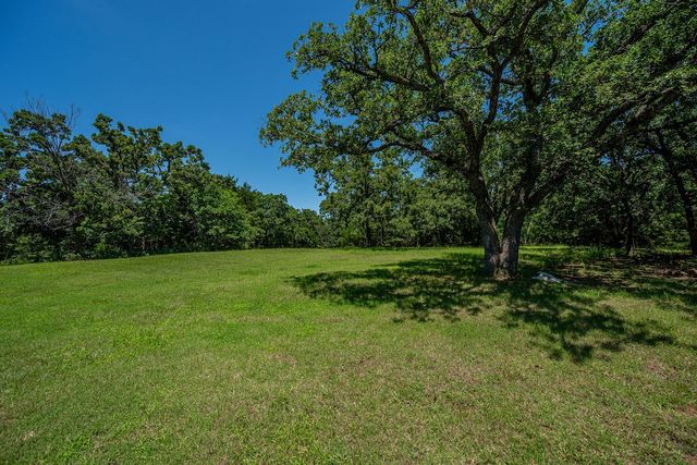 12333 E Tecumseh Road, Norman, OK 73026