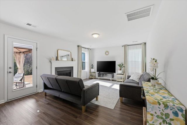 342 Carramore Drive, Inman, SC 29349