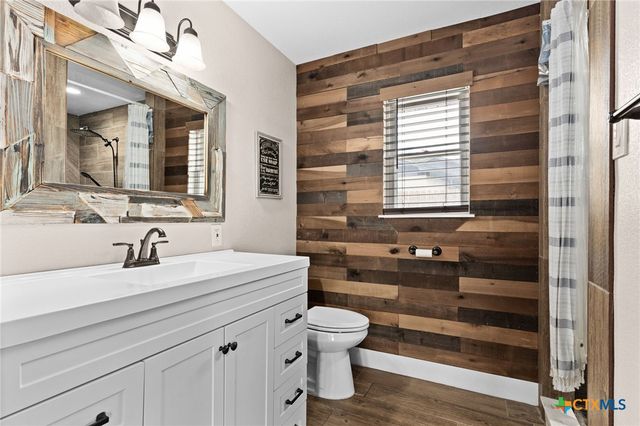 308 Live Oak Drive, Harker Heights, TX 76548
