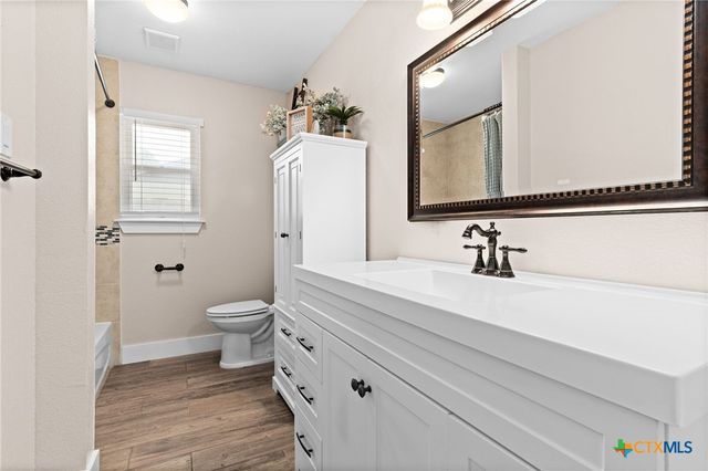 308 Live Oak Drive, Harker Heights, TX 76548