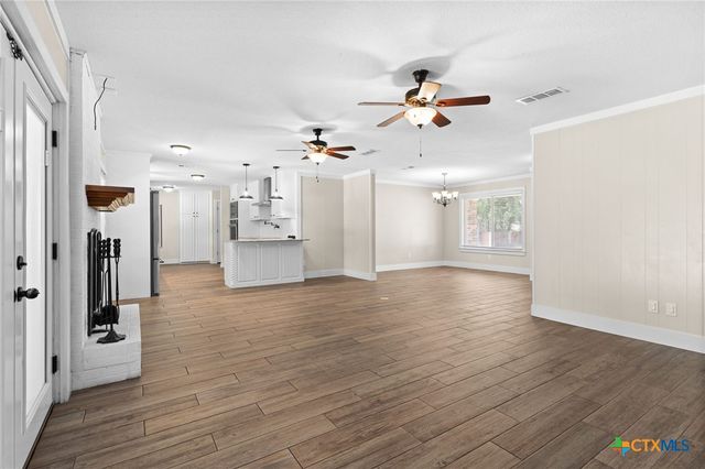 308 Live Oak Drive, Harker Heights, TX 76548