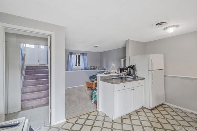 60 Liberty Avenue, North Babylon, NY 11703