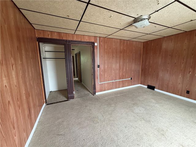417 Shadyside St, New Castle, PA 16101