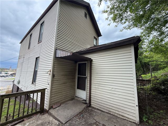 417 Shadyside St, New Castle, PA 16101