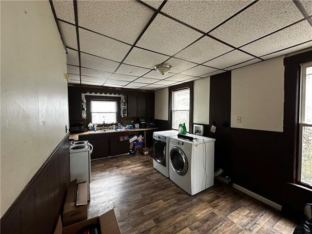 417 Shadyside St, New Castle, PA 16101