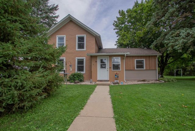 816 W Division STREET, Watertown, WI 53098