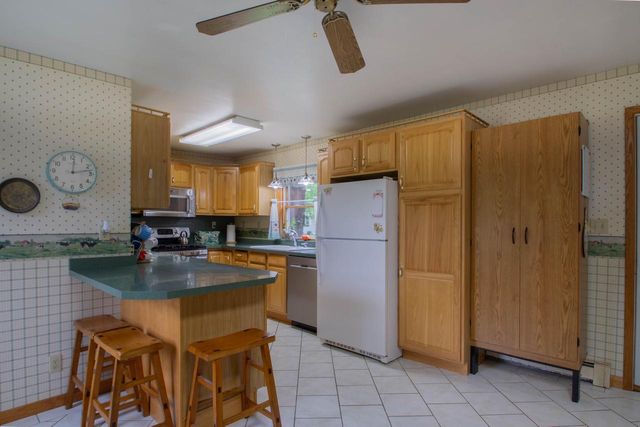 816 W Division STREET, Watertown, WI 53098