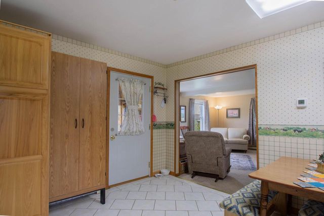 816 W Division STREET, Watertown, WI 53098