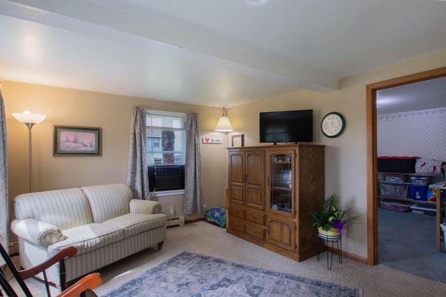 816 W Division STREET, Watertown, WI 53098
