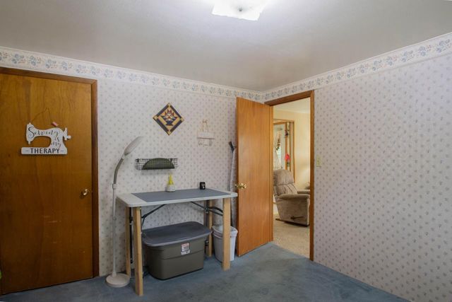 816 W Division STREET, Watertown, WI 53098