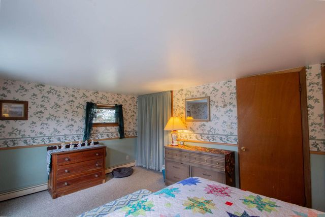 816 W Division STREET, Watertown, WI 53098