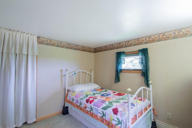 816 W Division STREET, Watertown, WI 53098